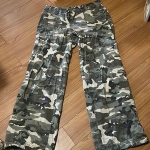 Digital Camo Cargo Pants Size 11